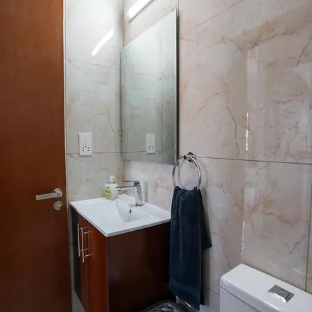 Arma Cielo Ii, 1-bed Cosy Flat