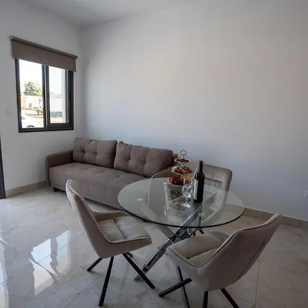 Daire Arma Cielo Ii, 1-bed Cosy Flat