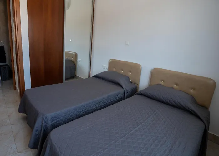 Arma Cielo Ii, 1-bed Cosy Flat